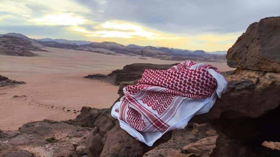 WADI RUM: ALL DAY JEEP TOUR with overnight and full meals - The Martian filming location and UNESCO connection: what you should expect