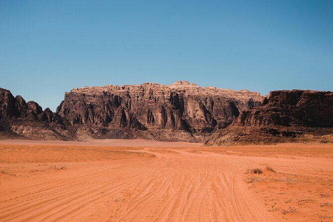 WADI RUM JEEP TOUR WITH ACCOMMODATION | The Jordanian Mappers - Key things I’d watch for